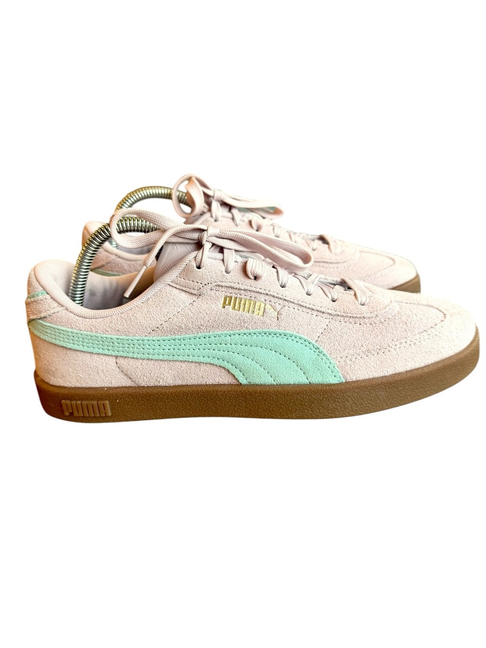 NWOB Puma Club Era II PINK Suede Sneakers with Mint Stripe and Gum Sole